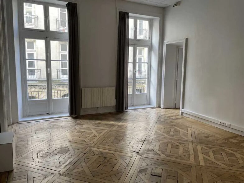 24 Rue Crébillon, Nantes à louer - Photo de l’immeuble – Image 1 sur 5