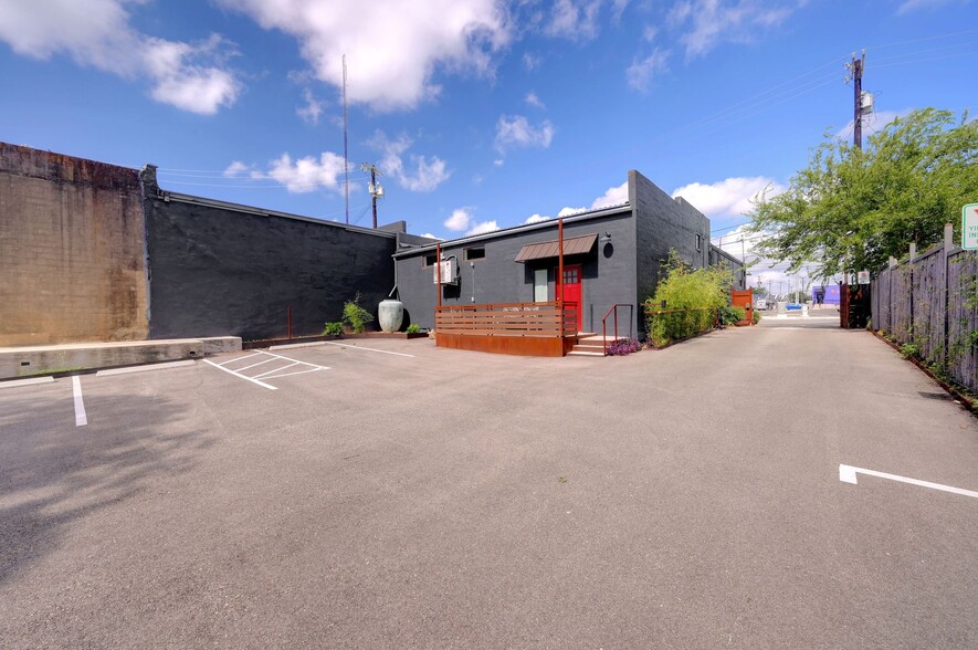 154 Fredericksburg Rd, San Antonio, TX à louer - Photo de l’immeuble – Image 3 sur 7