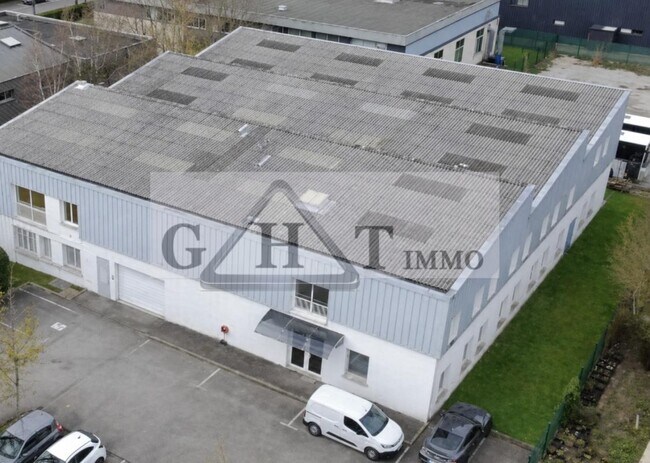 Plus de détails pour Industriel/Logistique à louer