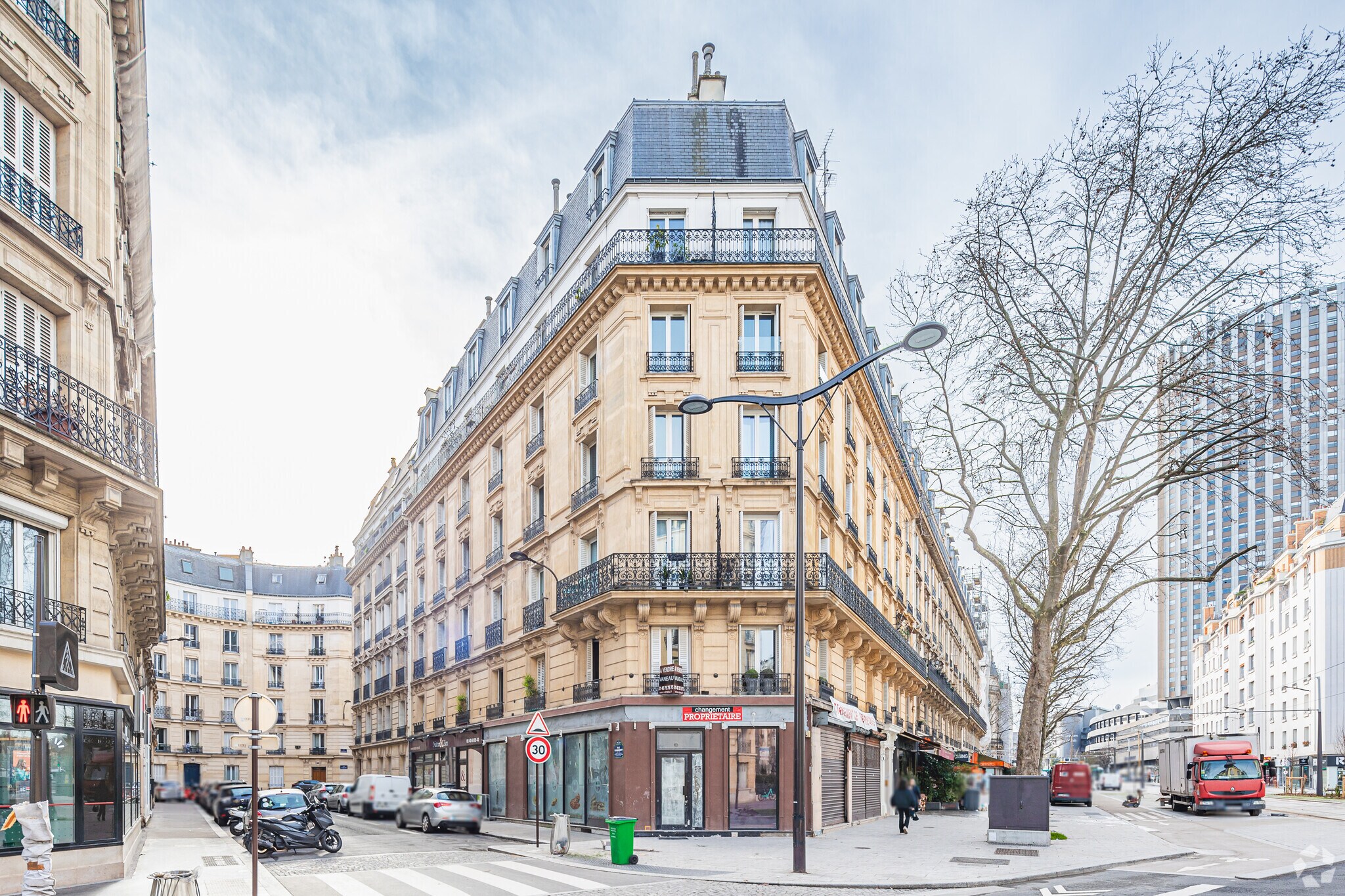 1 Boulevard Pershing, Paris à louer Photo principale– Image 1 sur 3