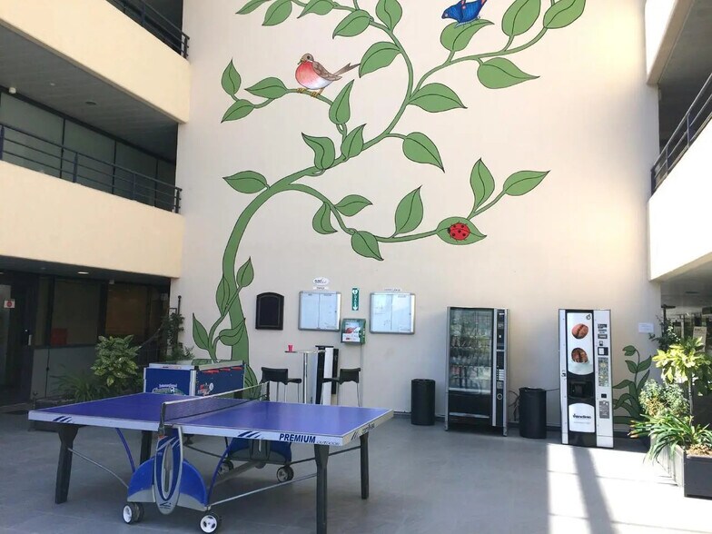 Bureau dans Valbonne à louer - Photo de l’immeuble – Image 3 sur 10