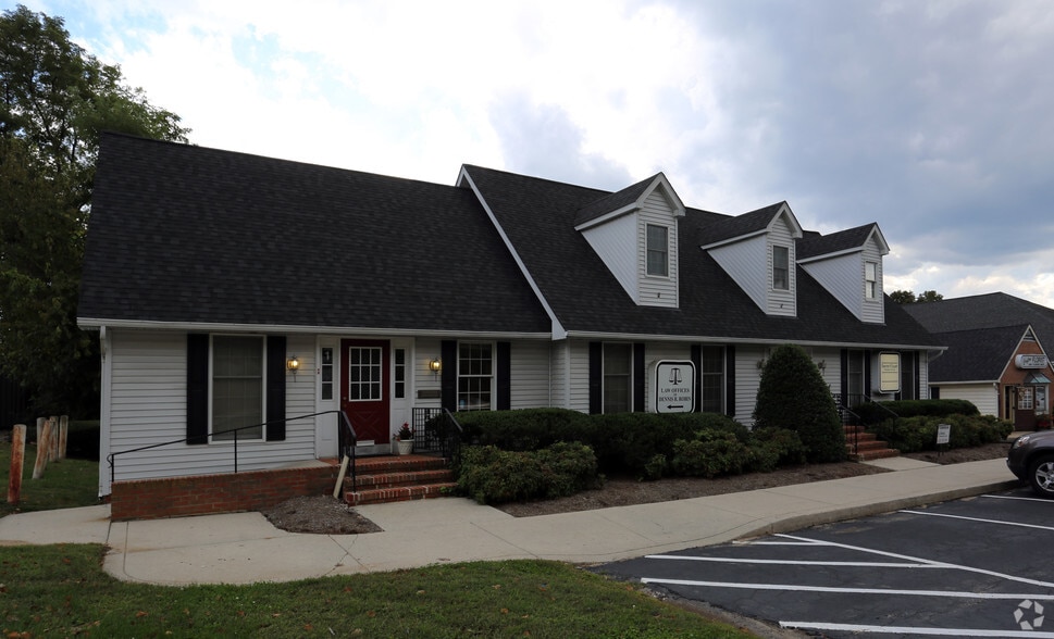 2131 Defense Hwy, Crofton, MD à louer - Photo de l’immeuble – Image 3 sur 23