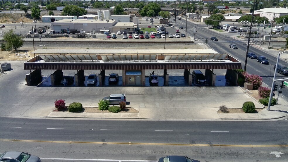 Central Valley Car Washes portefeuille de 3 biens à vendre sur LoopNet.fr - Aérien – Image 2 sur 68