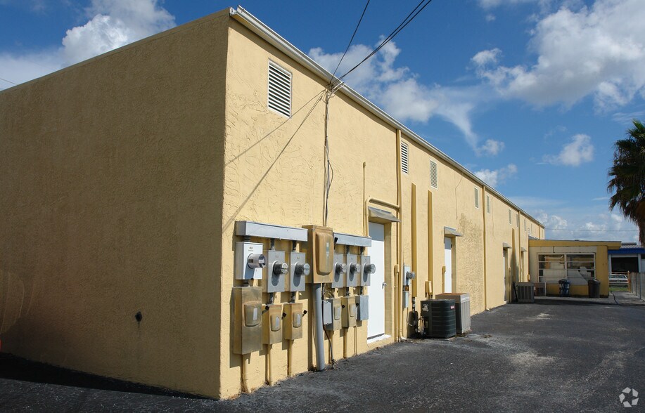 12635-12647 US Highway 19, Hudson, FL à louer - Photo de l’immeuble – Image 2 sur 2