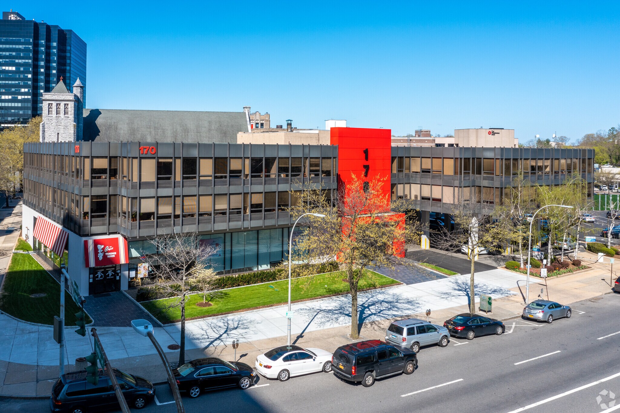 170 Hamilton Ave, White Plains, NY à louer Photo principale– Image 1 sur 10