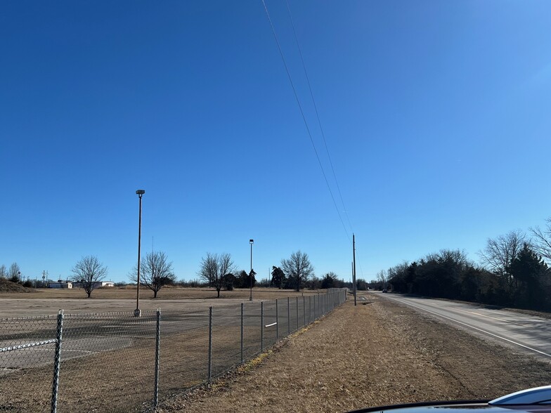 23138 Rush Road Rd, Parsons, KS à vendre - Photo de l’immeuble – Image 2 sur 6