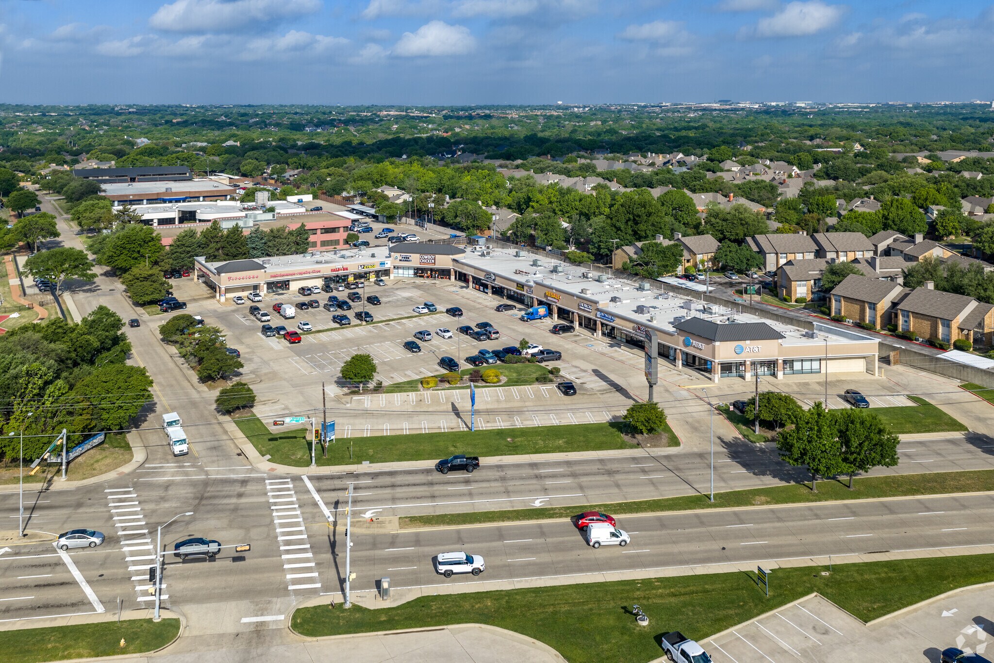 17401-17489 Preston Rd, Dallas, TX à louer Photo de l’immeuble– Image 1 sur 9