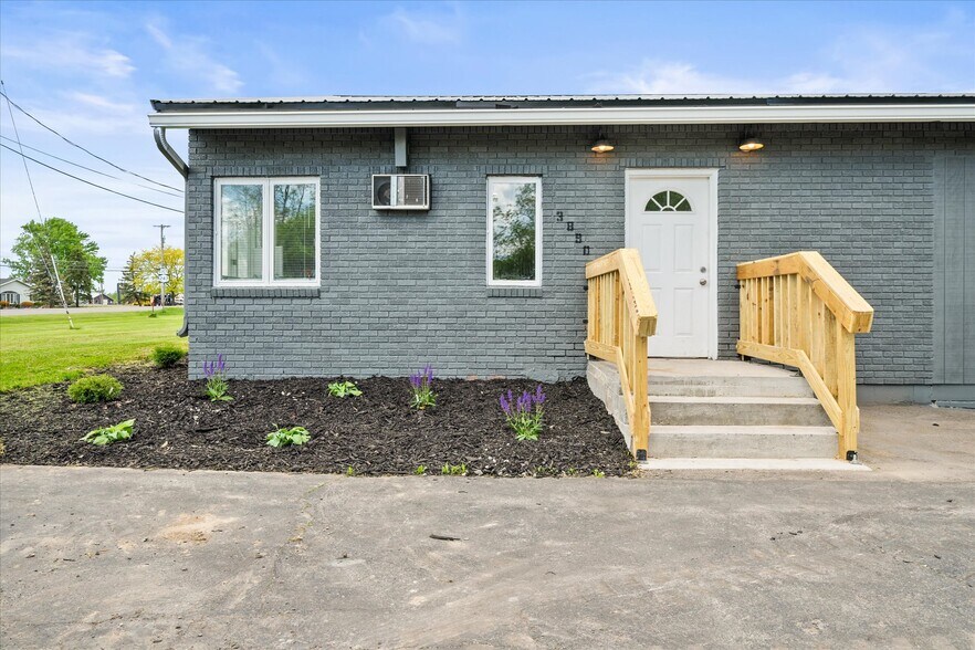 3890 State Route 5 And 20, Canandaigua, NY à vendre - Photo de l’immeuble – Image 2 sur 18