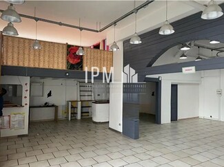 Plus de détails pour 9 Rue Georges Simenon, Hyères - Local commercial à louer