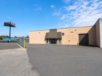 Plus de détails pour 771 Creek Rd, Bellmawr, NJ - Industriel/Logistique à louer