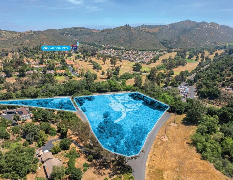 8719 Old Castle Rd, Escondido, CA à vendre - Photo de l’immeuble – Image 2 sur 3