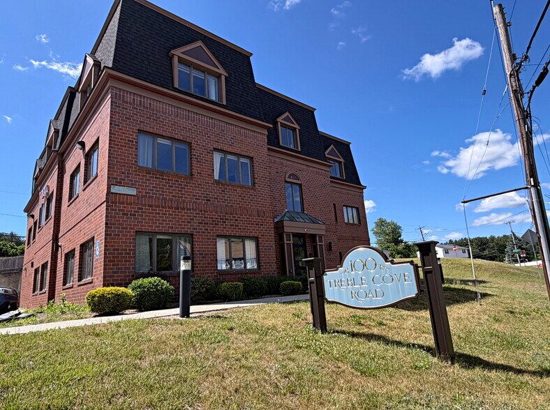 100 Treble Cove Rd, Billerica, MA à louer - Photo de l’immeuble – Image 3 sur 26