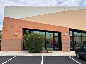 4135 N Rancho Dr, Las Vegas, NV à louer Photo intérieure– Image 1 sur 7