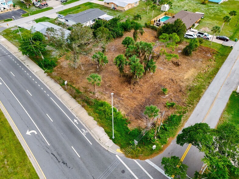 1605 Mel-O-De Ln, Englewood, FL à vendre - Photo de l’immeuble – Image 2 sur 10