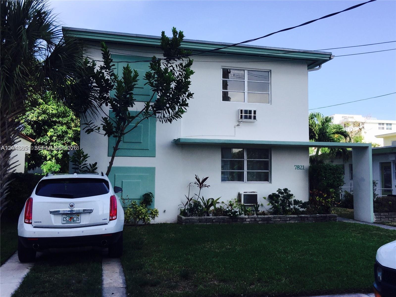 7821 Byron Ave, Miami Beach, FL à vendre Photo de l’immeuble– Image 1 sur 6