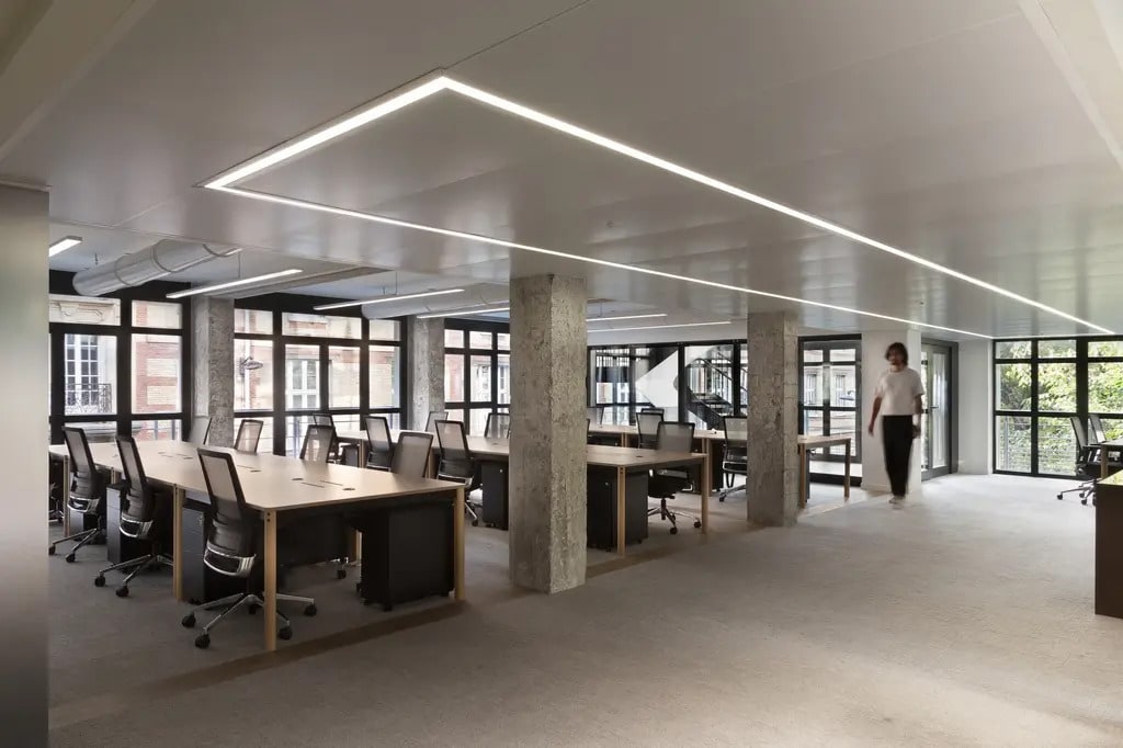 Bureau dans Paris à louer Photo de l’immeuble– Image 1 sur 8