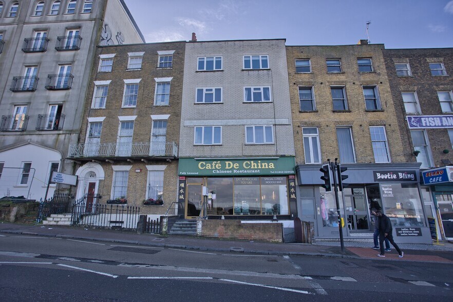 8 Marine Gdn, Margate à vendre - Photo de l’immeuble – Image 2 sur 14