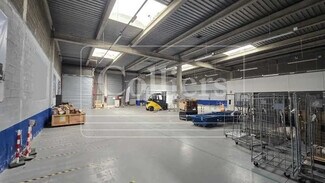 Plus de détails pour Bureau, Local d'activités à louer