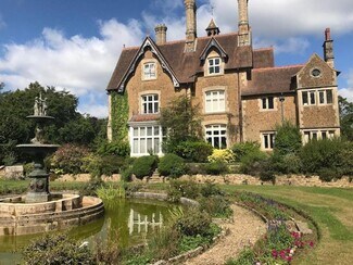 Plus de détails pour Hedgehog Ln, Haslemere - Bureau à louer