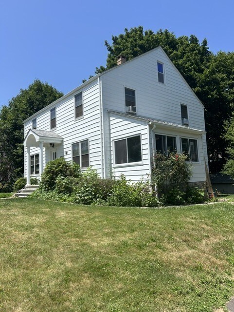 26 Edgewood Pl, Meriden, CT à vendre Photo principale– Image 1 sur 8