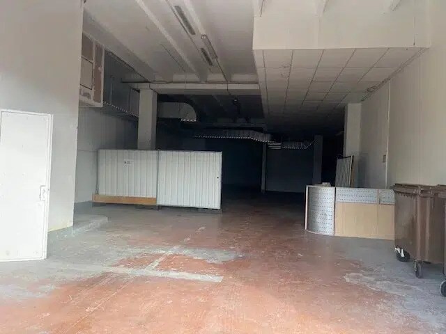 Industriel/Logistique dans Villeneuve-Loubet à louer - Photo de l’immeuble – Image 3 sur 10