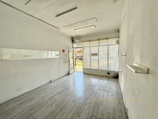 Plus de détails pour Local commercial à louer