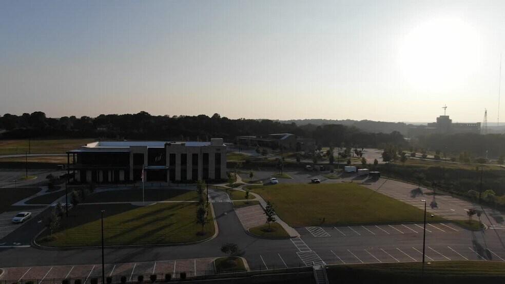 100 Highpoint Park Way, Braselton, GA à vendre - Vidéo sur l’annonce professionnelle – Image 2 sur 95