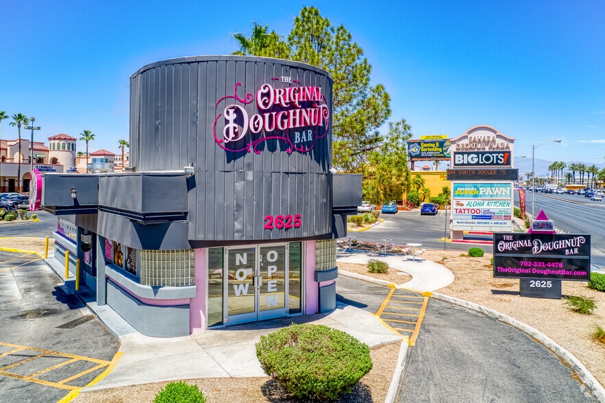 2625 S Decatur Blvd, Las Vegas, NV à louer - Photo principale – Image 1 sur 11