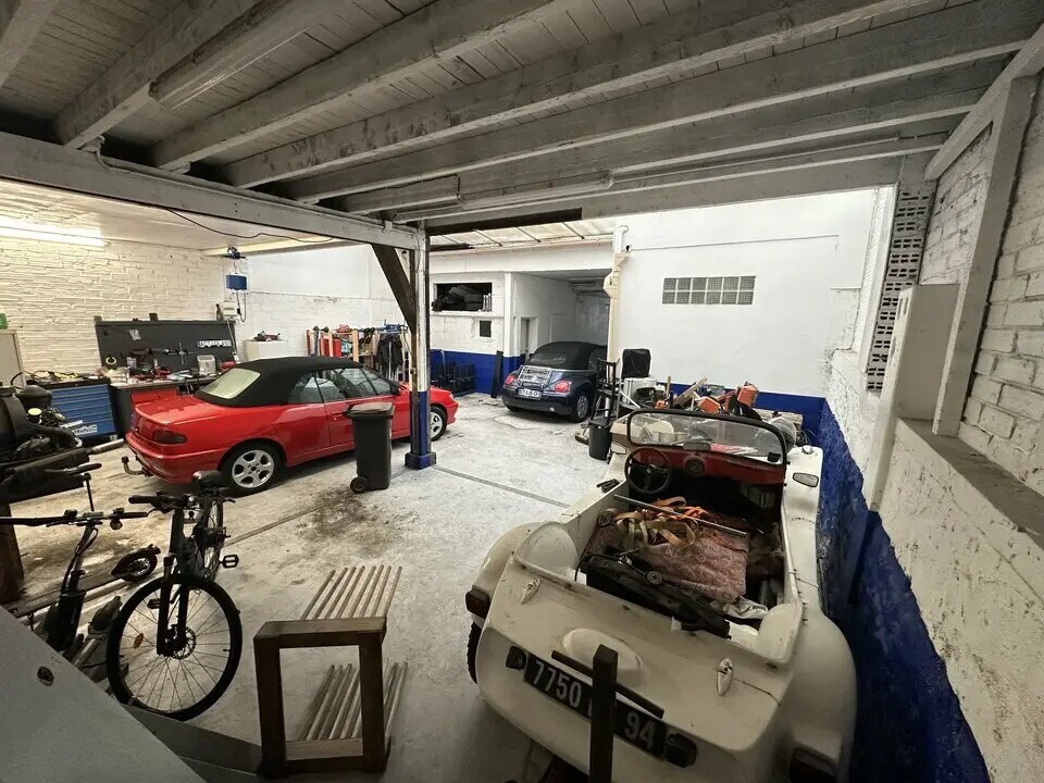 Local d’activités dans Saint-Maur-des-Fossés à louer Photo intérieure– Image 1 sur 6