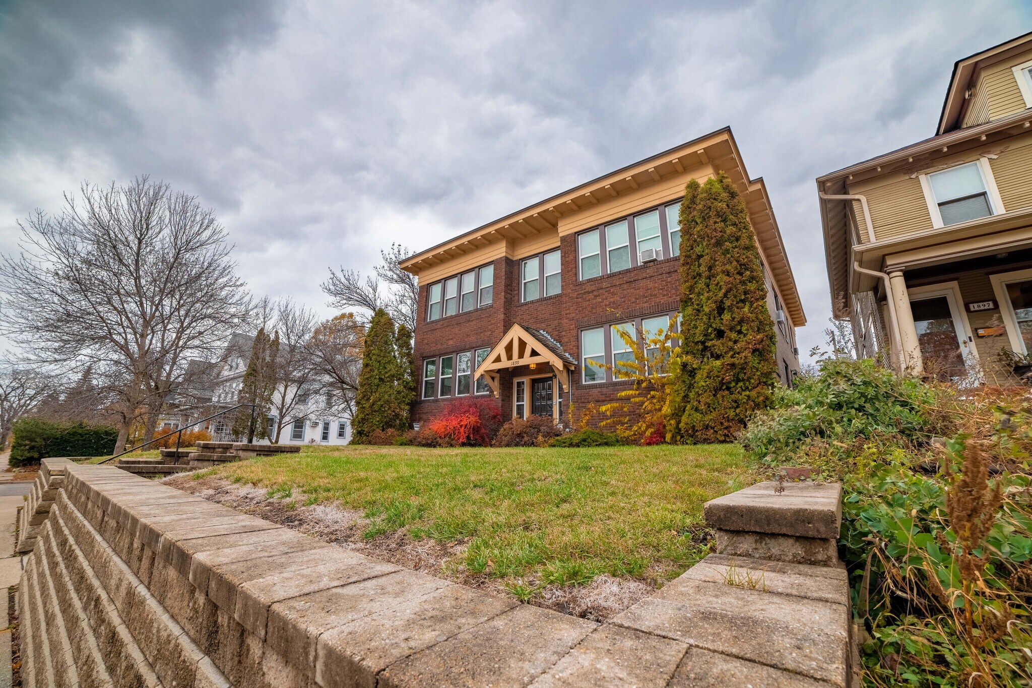 1899 Selby Ave, Saint Paul, MN à vendre Photo de l’immeuble– Image 1 sur 57