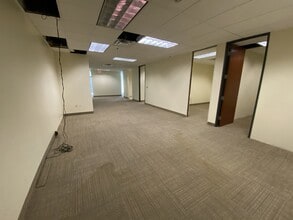 1700 Pacific Ave, Dallas, TX à louer Photo intérieure– Image 1 sur 10