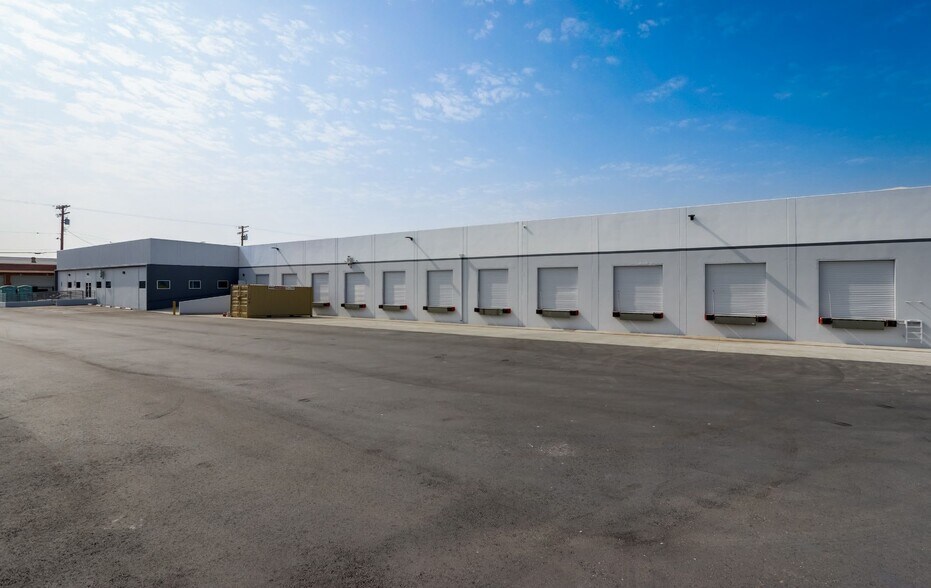 4519 Everett Ave, Vernon, CA à louer - Photo de l’immeuble – Image 2 sur 10