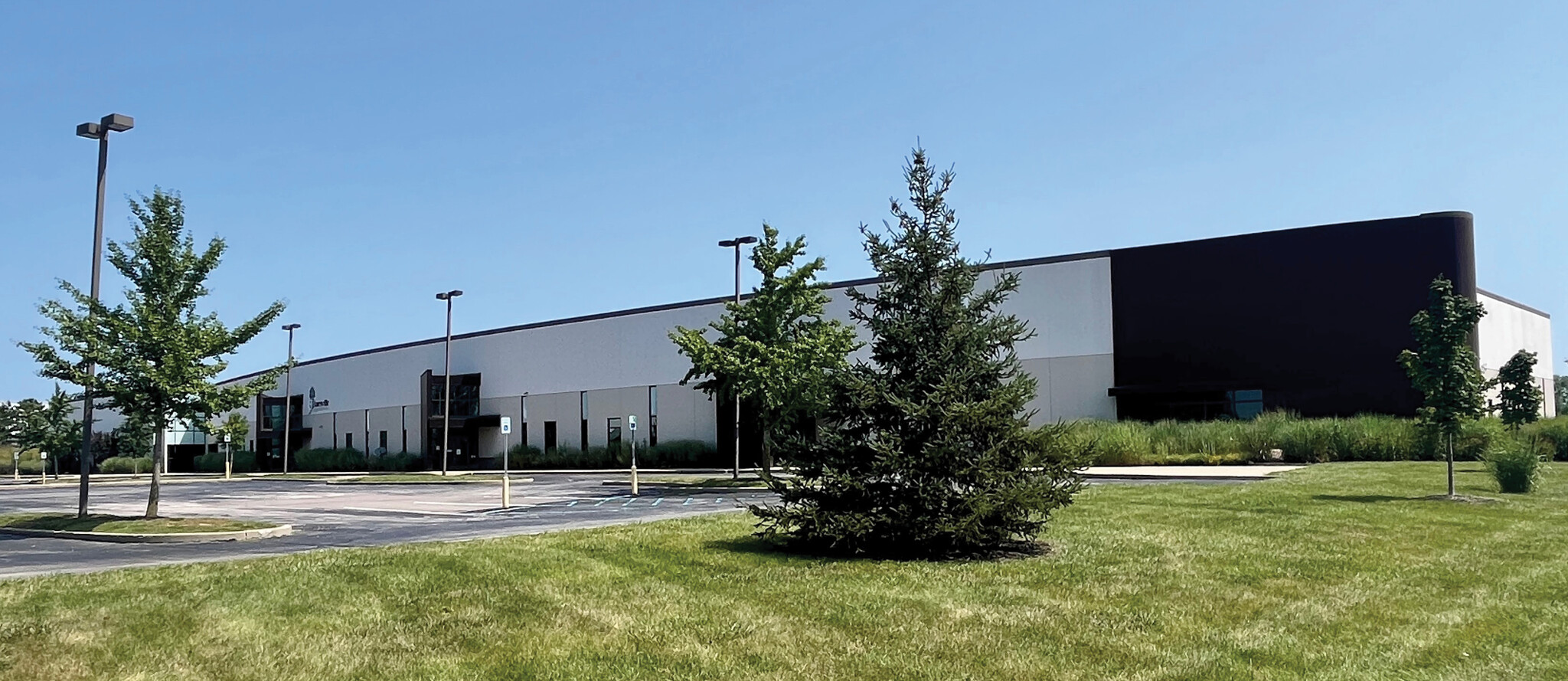 5770 Decatur Blvd, Indianapolis, IN à louer Photo de l’immeuble– Image 1 sur 4