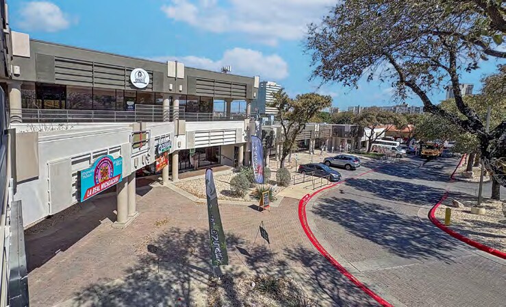 7271 Wurzbach Rd, San Antonio, TX à louer - Photo de l’immeuble – Image 2 sur 19