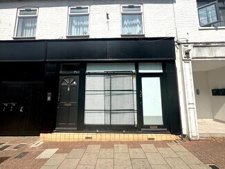 Plus de détails pour 9 High Town Rd, Luton - Local commercial à louer