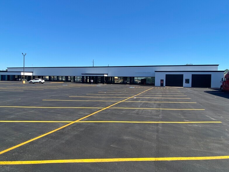 501 Murphy Rd, Stafford, TX à louer - Photo de l’immeuble – Image 3 sur 5