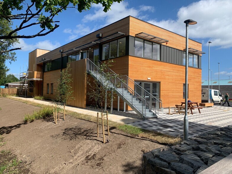 21-23A Carsegate Rd, Inverness à louer - Photo de l’immeuble – Image 2 sur 15