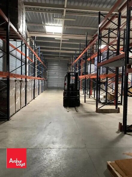 Local d'activités dans Dreux à vendre - Photo de l’immeuble – Image 3 sur 4