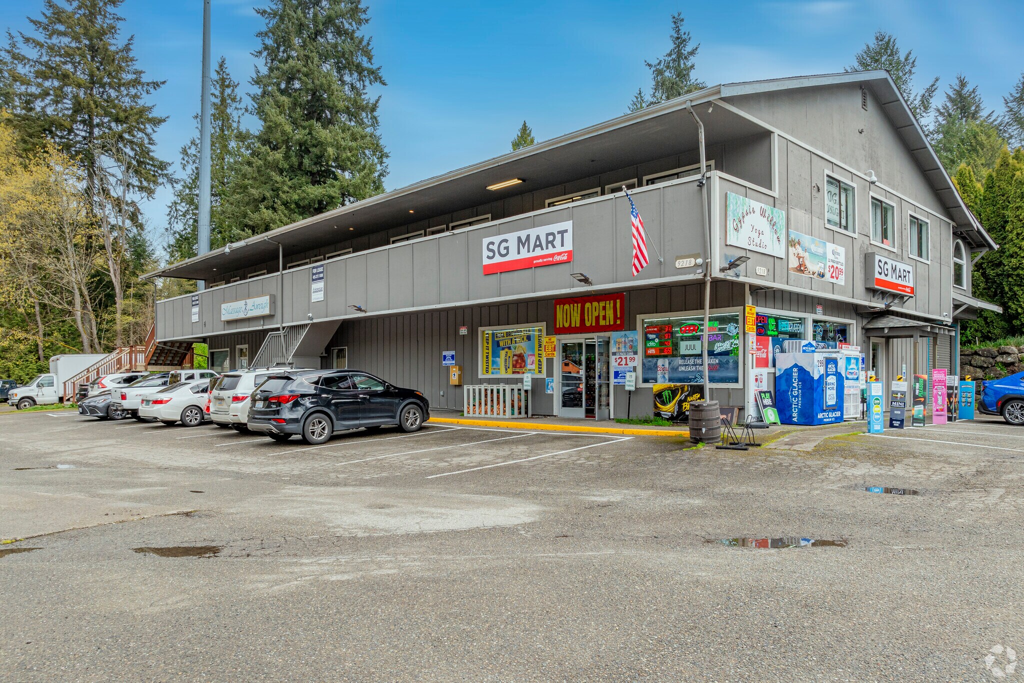 9218 Brownsville Hwy NE, Bremerton, WA à louer Photo principale– Image 1 sur 12
