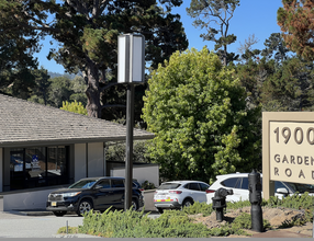 1900 Garden Rd, Monterey, CA à louer Photo de l’immeuble– Image 1 sur 7