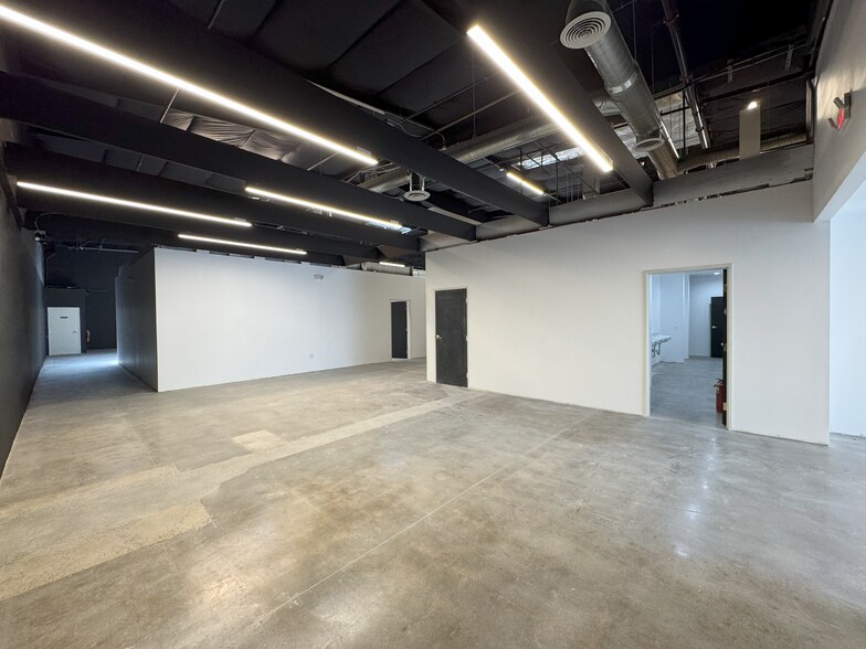 940-944 E 4th St, Los Angeles, CA à louer - Photo de l’immeuble – Image 2 sur 10