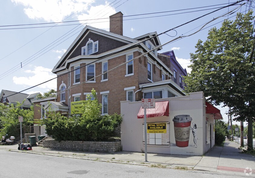 261 W Mcmillan St, Cincinnati, OH à louer - Photo de l’immeuble – Image 2 sur 2