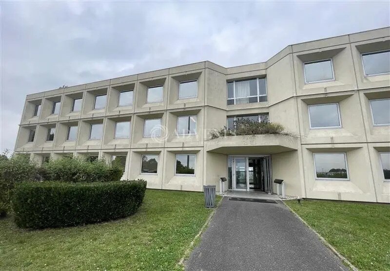 Bureau dans Tremblay-en-France à louer Photo de l’immeuble– Image 1 sur 8