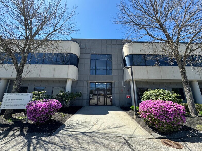 56 Northport Dr, Portland, ME à vendre - Photo de l’immeuble – Image 1 sur 1