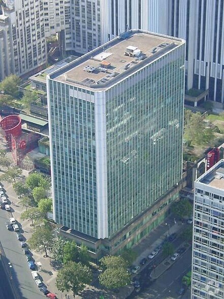 Bureau dans Paris à louer - Photo de l’immeuble – Image 2 sur 6