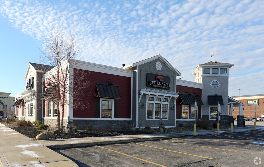 25615 Brookpark Rd, North Olmsted, OH à vendre - Photo de l’immeuble – Image 3 sur 3