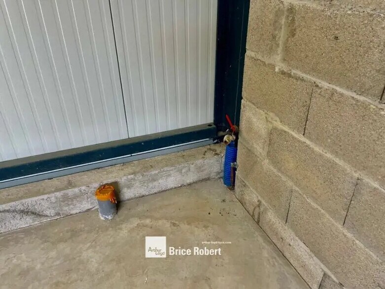 Local d’activités dans Chavanoz à louer - Photo intérieure – Image 2 sur 6