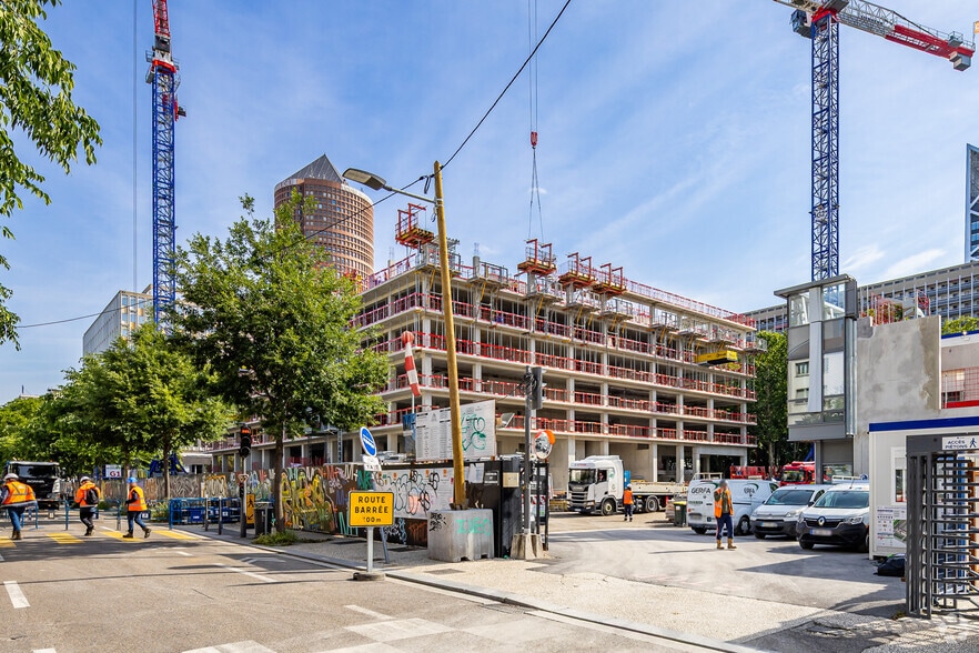 177 Rue Garibaldi, Lyon à louer - Photo de l’immeuble – Image 2 sur 2