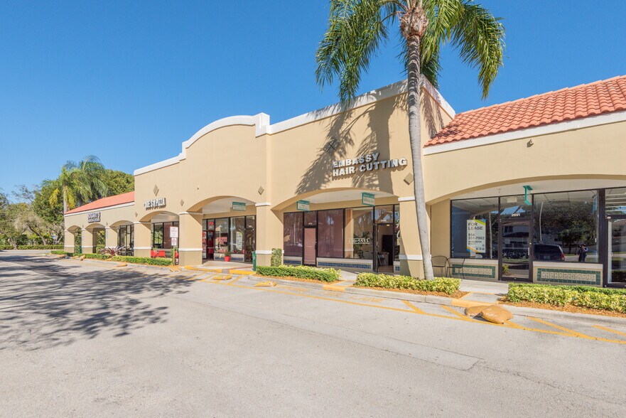 2503-2581 N Hiatus Rd, Cooper City, FL à louer - Photo de l’immeuble – Image 2 sur 6