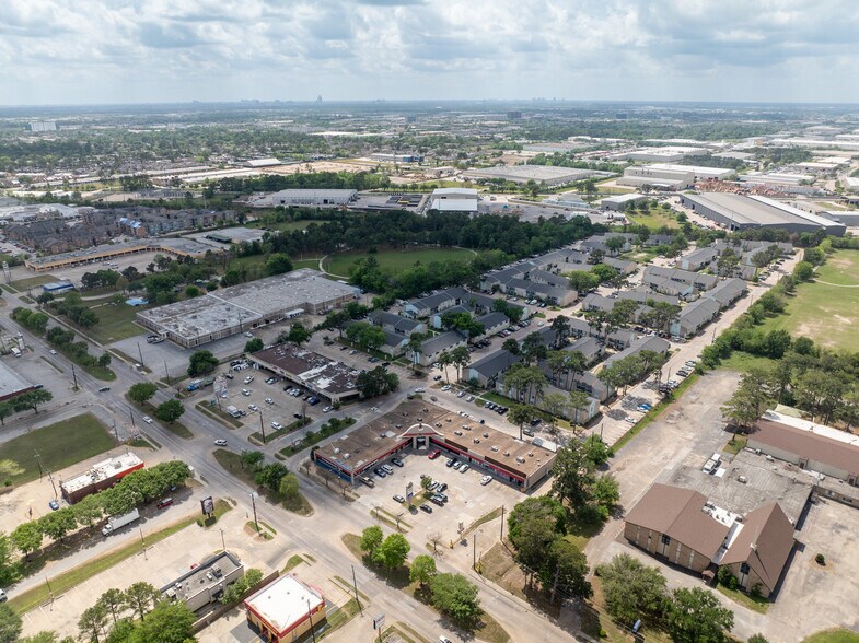 6501 Antoine, Houston, TX à louer - Aérien – Image 3 sur 3